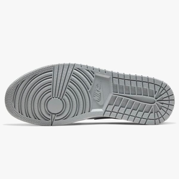 Jordan 1 Low “ Black / Light Smoke Grey ‘’ - Image 5