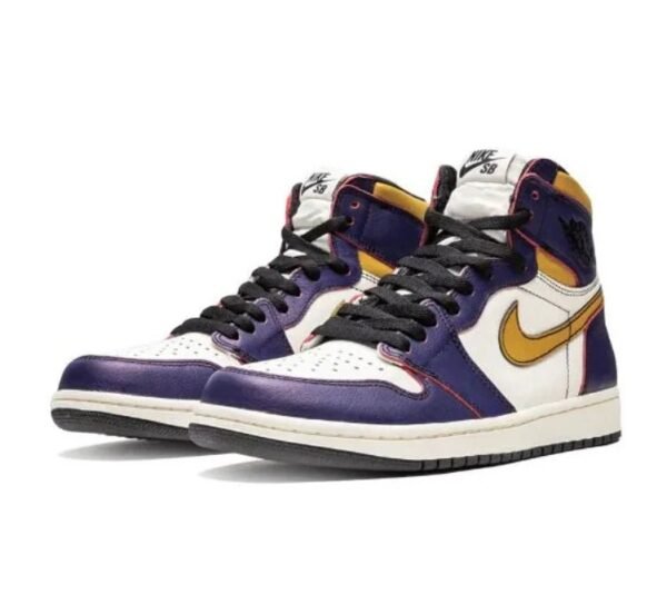 Air Jordan 1 High “ LA to Chicago “