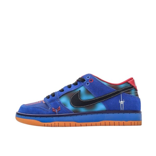 Nike SB Dunk Low “Spider-Man 2099”